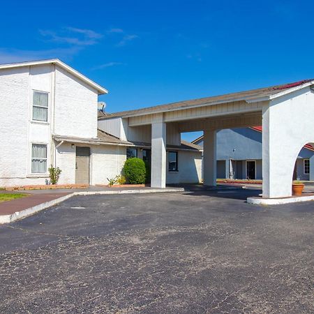 Studio Inn Extended Stay Oklahoma City Airport By Oyo Dış mekan fotoğraf