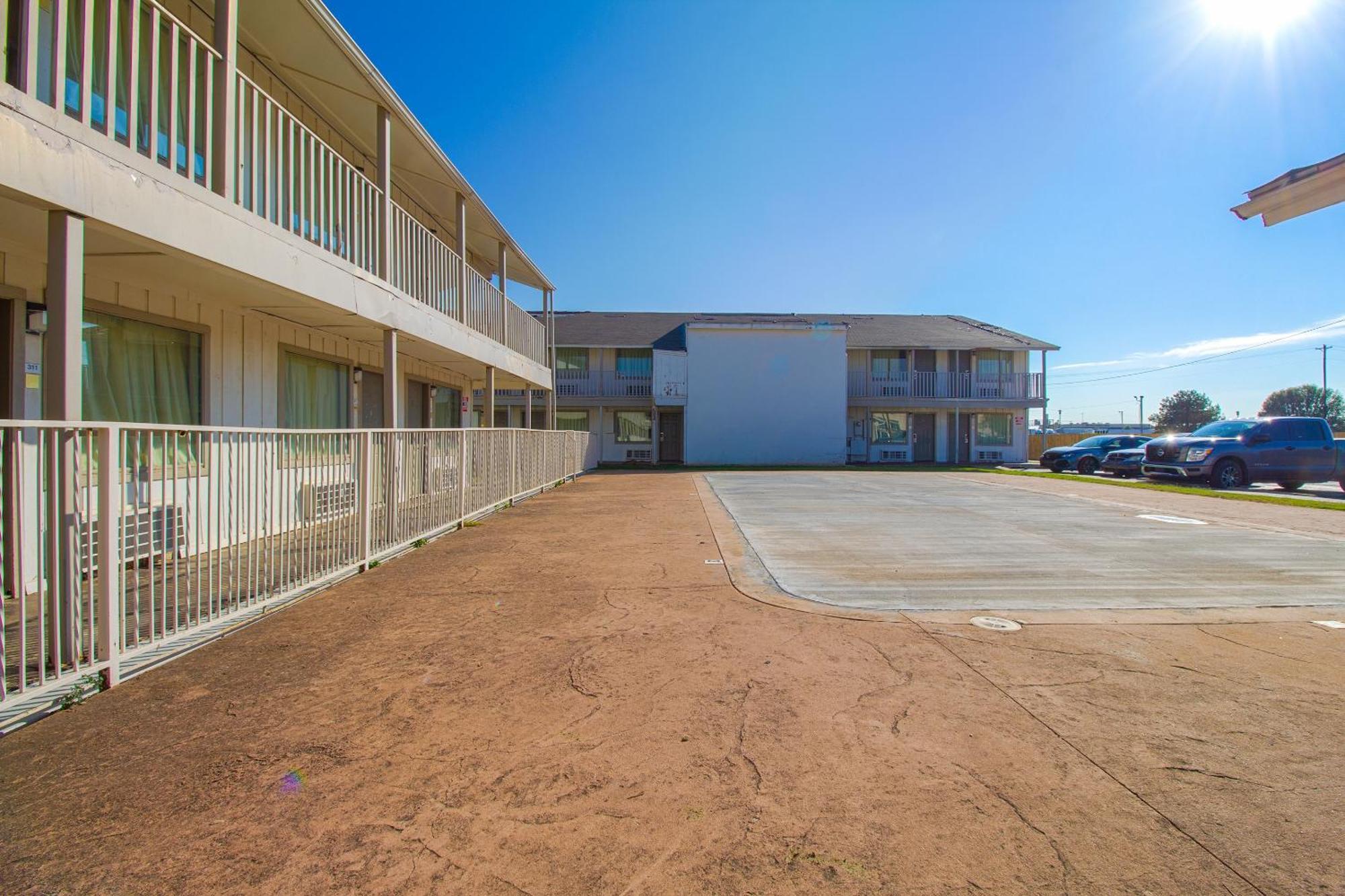 Studio Inn Extended Stay Oklahoma City Airport By Oyo Dış mekan fotoğraf