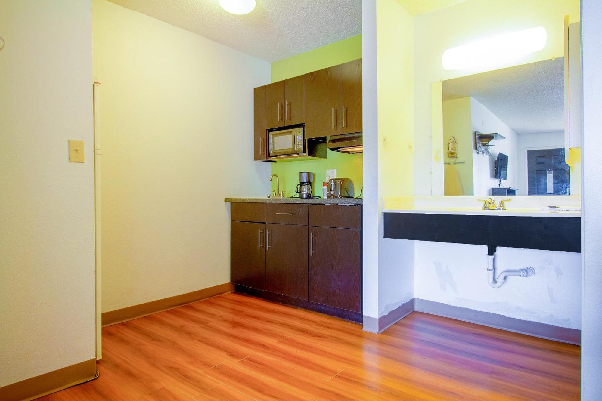 Studio Inn Extended Stay Oklahoma City Airport By Oyo Dış mekan fotoğraf