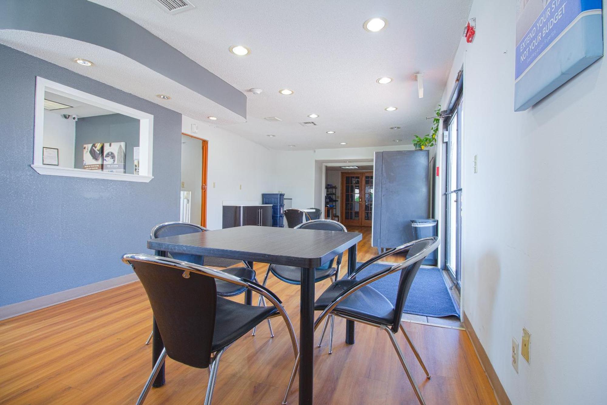 Studio Inn Extended Stay Oklahoma City Airport By Oyo Dış mekan fotoğraf