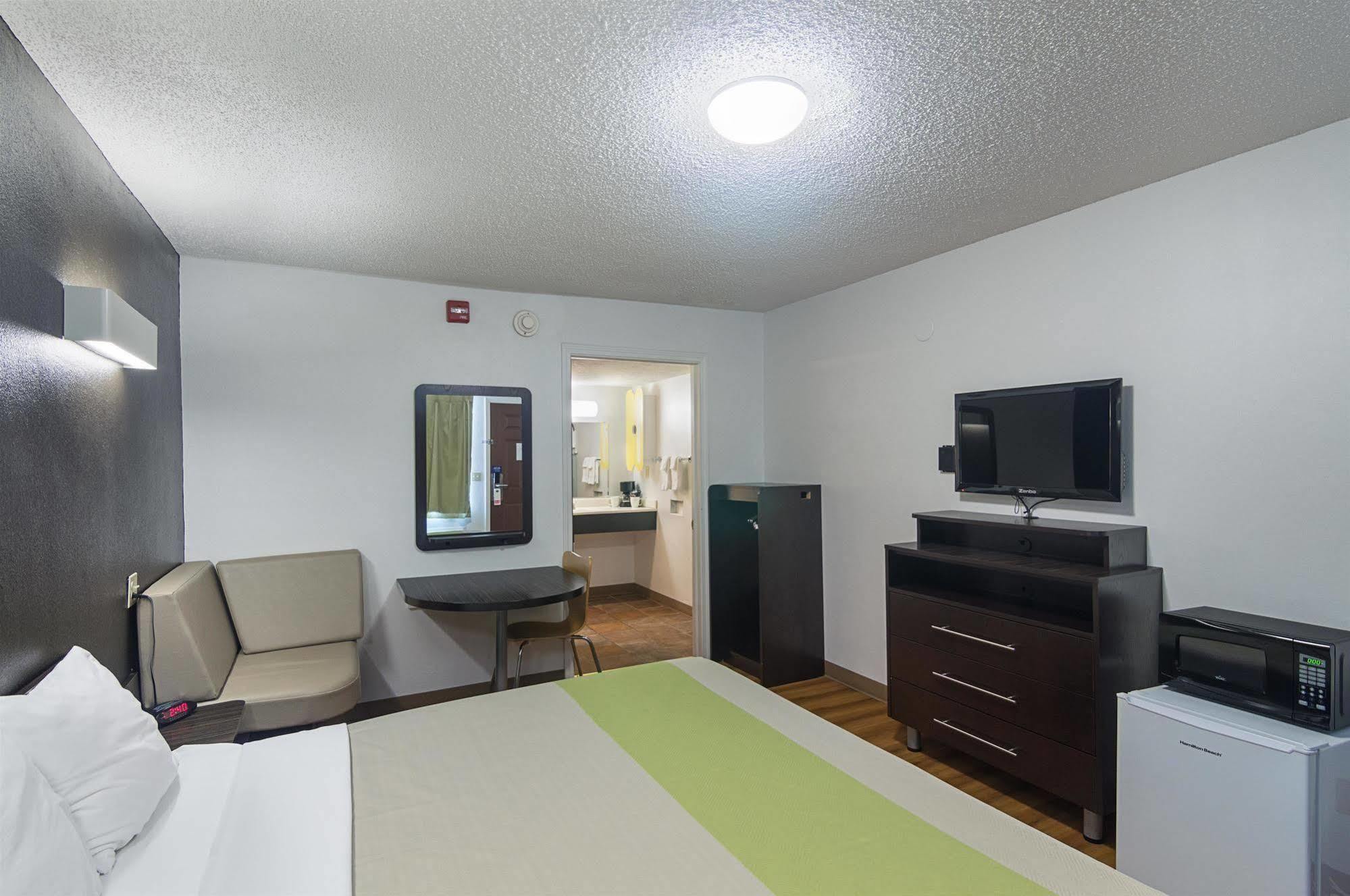 Studio Inn Extended Stay Oklahoma City Airport By Oyo Dış mekan fotoğraf